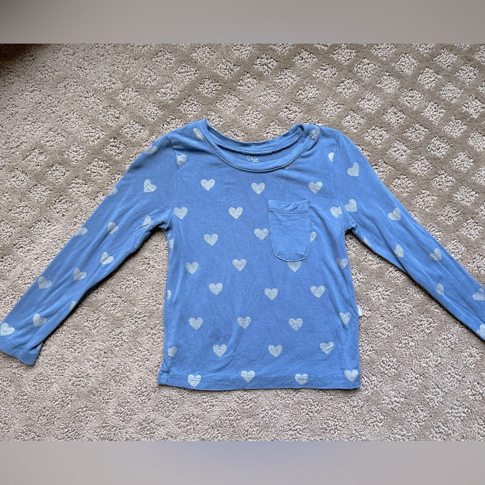 Kyte baby silver hearts long sleeve pocket tee 2T